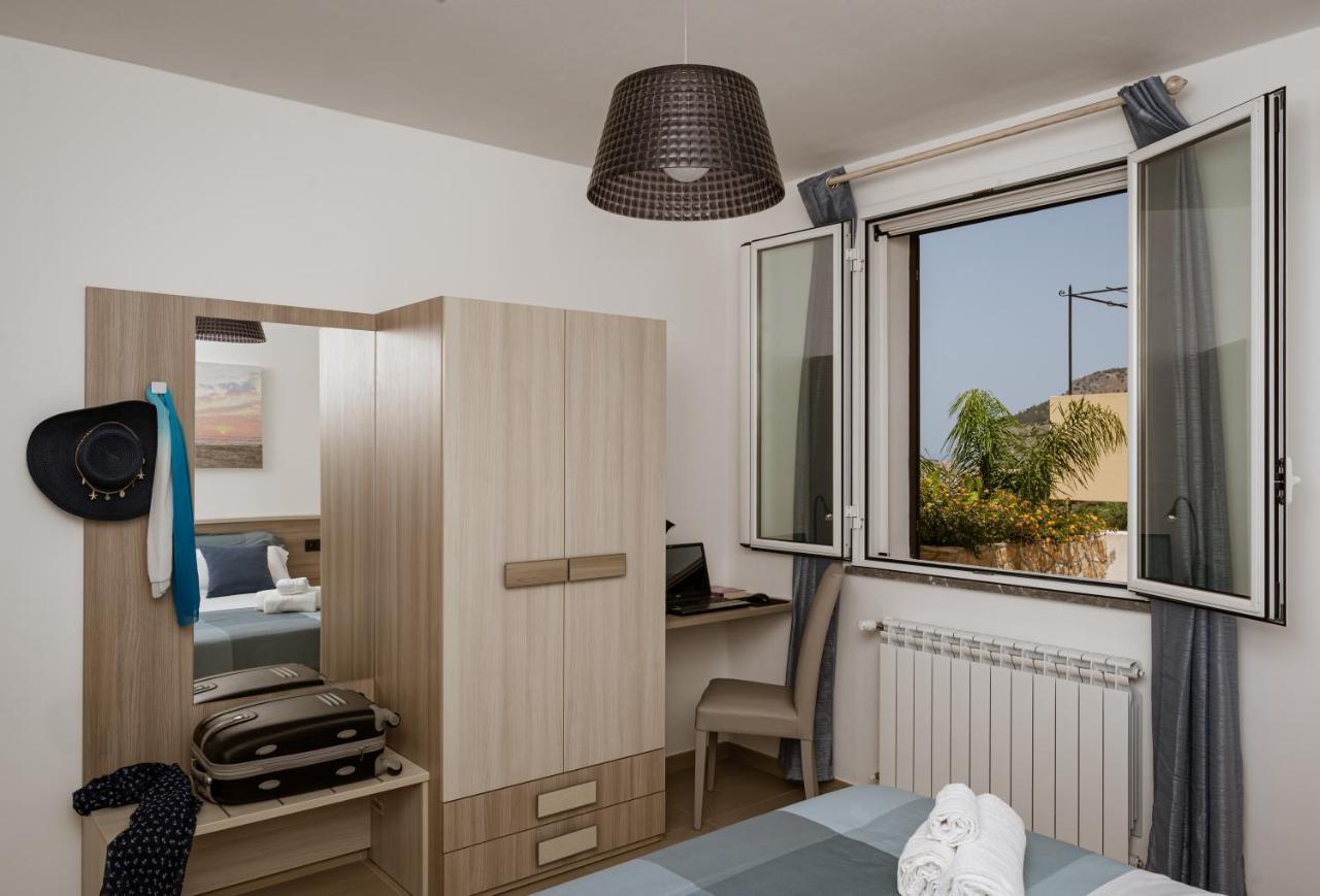 Orizzonte Blu Apartment เชฟาลู ภายนอก รูปภาพ